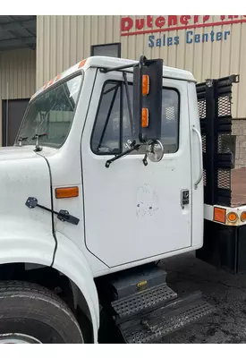 INTERNATIONAL 4600 Cab