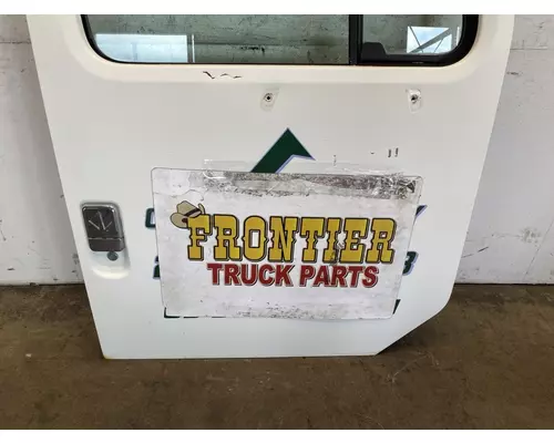 INTERNATIONAL 4600 Door Assembly, Front