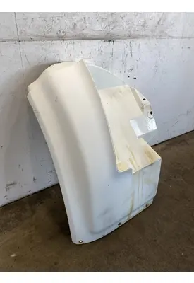 INTERNATIONAL 4600 Fender Extension