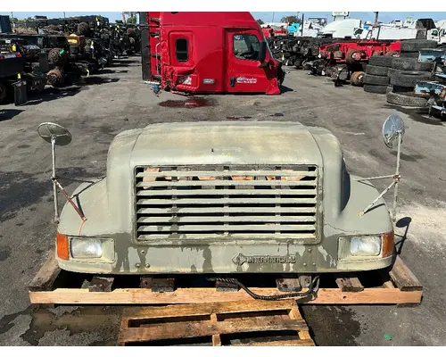 INTERNATIONAL 4600 Hood