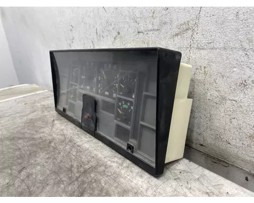 INTERNATIONAL 4600 Instrument Cluster
