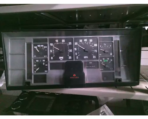 INTERNATIONAL 4600 Instrument Cluster