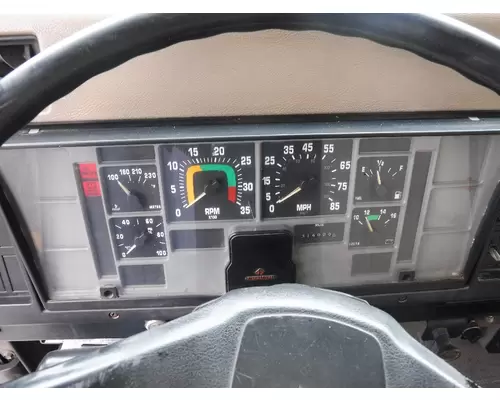 INTERNATIONAL 4600 Instrument Cluster