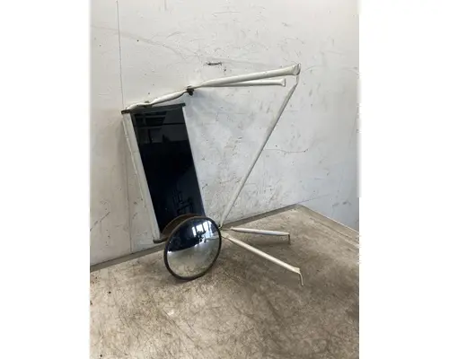 INTERNATIONAL 4600 Mirror (Side View)