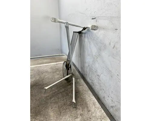 INTERNATIONAL 4600 Mirror (Side View)