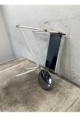 INTERNATIONAL 4600 Mirror (Side View)