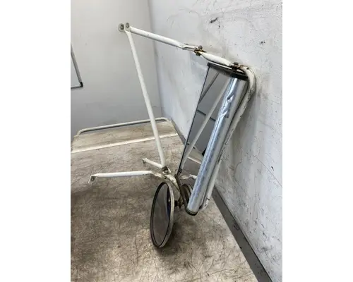 INTERNATIONAL 4600 Mirror (Side View)