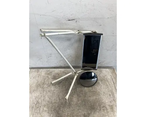 INTERNATIONAL 4600 Mirror (Side View)