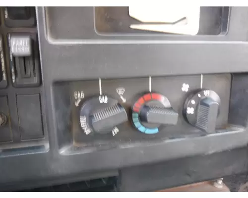 INTERNATIONAL 4600 Temperature Control