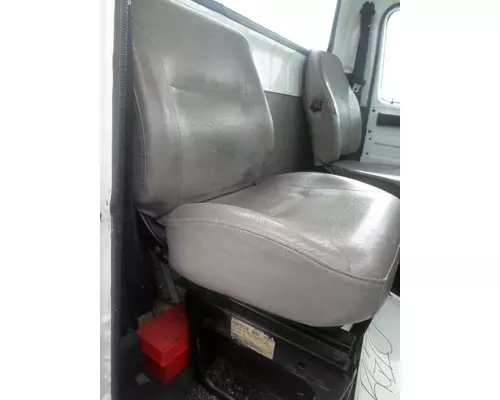 INTERNATIONAL 4700 / 4900 / 8100 / 8200 Seat, Front