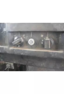 INTERNATIONAL 4700 / 4900 / 8200 Heater / AC Control