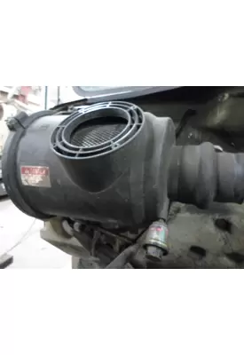 INTERNATIONAL 4700 / 4900 Air Cleaner