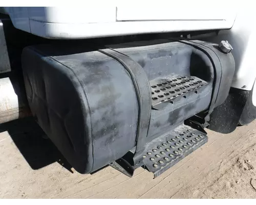 INTERNATIONAL 4700 / 4900 Fuel Tank