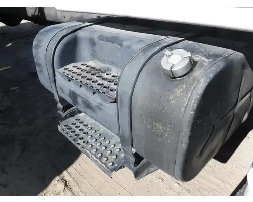 INTERNATIONAL 4700 / 4900 Fuel Tank