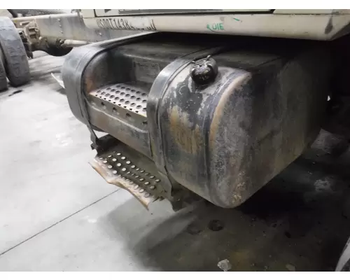 INTERNATIONAL 4700 / 4900 Fuel Tank