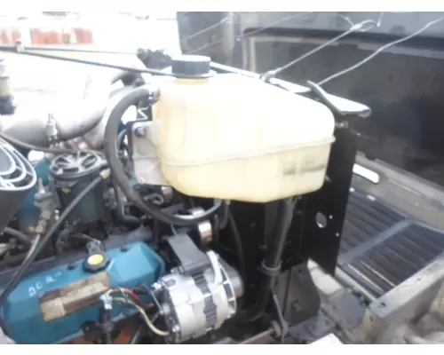 INTERNATIONAL 4700 / 4900 Radiator Overflow Bottle