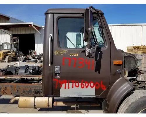 INTERNATIONAL 4700 1990-2002 DOOR ASSEMBLY, FRONT