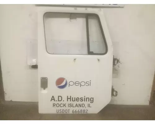INTERNATIONAL 4700 1990-2002 DOOR ASSEMBLY, FRONT