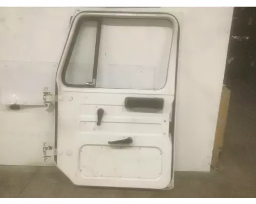 INTERNATIONAL 4700 1990-2002 DOOR ASSEMBLY, FRONT