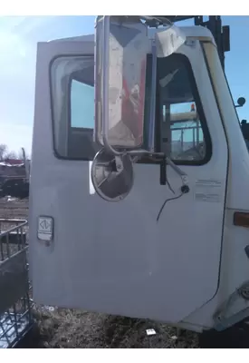 INTERNATIONAL 4700 1990-2002 DOOR ASSEMBLY, FRONT