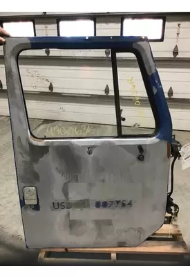 INTERNATIONAL 4700 1990-2002 DOOR ASSEMBLY, FRONT