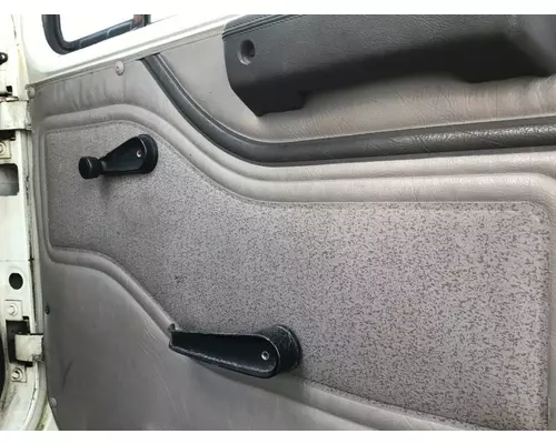 INTERNATIONAL 4700 1990-2002 DOOR ASSEMBLY, FRONT