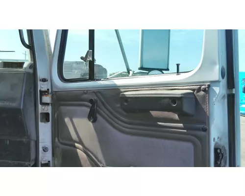 INTERNATIONAL 4700 1990-2002 DOOR ASSEMBLY, FRONT