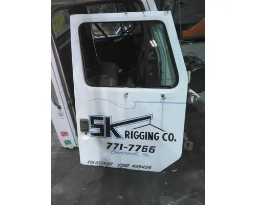 INTERNATIONAL 4700 1990-2002 DOOR ASSEMBLY, FRONT