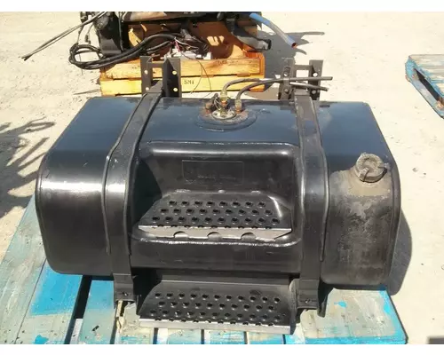 INTERNATIONAL 4700 1990-2002 FUEL TANK