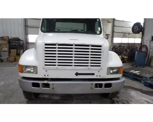 INTERNATIONAL 4700 1990-2002 HOOD