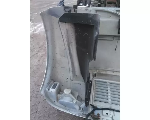 INTERNATIONAL 4700 1990-2002 HOOD