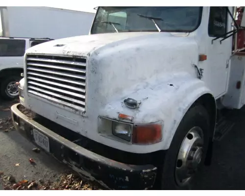 INTERNATIONAL 4700 1990-2002 HOOD