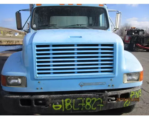 INTERNATIONAL 4700 1990-2002 HOOD