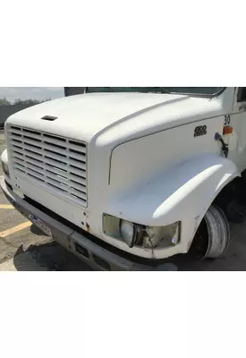 INTERNATIONAL 4700 1990-2002 HOOD