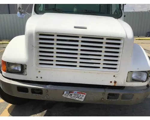 INTERNATIONAL 4700 1990-2002 HOOD