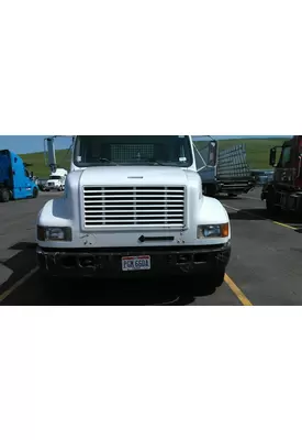 INTERNATIONAL 4700 1990-2002 HOOD