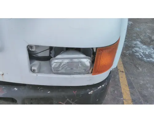 INTERNATIONAL 4700 1990-2002 HOOD