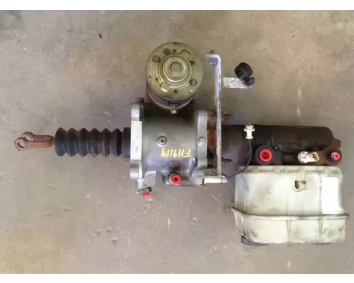 INTERNATIONAL 4700-4900 Power Brake Booster