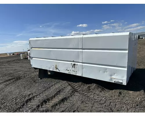 INTERNATIONAL 4700 LOW PROFILE Box  Bed