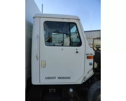 INTERNATIONAL 4700 LOW PROFILE Cab