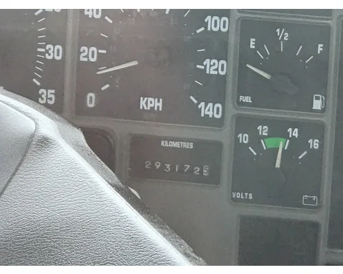 INTERNATIONAL 4700 LOW PROFILE Complete Vehicle