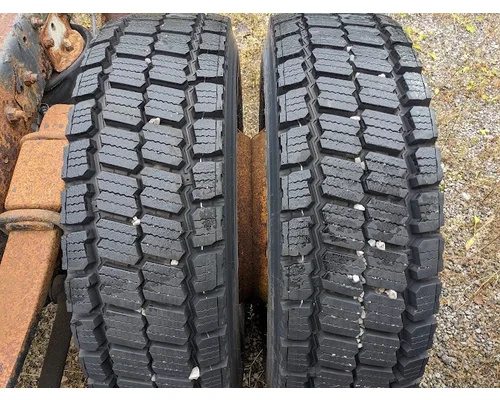 INTERNATIONAL 4700 LOW PROFILE Complete Vehicle