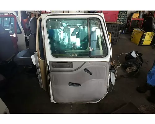 INTERNATIONAL 4700 LOW PROFILE Door Assembly, Front