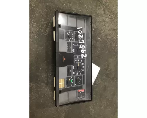 INTERNATIONAL 4700  Instrument Cluster