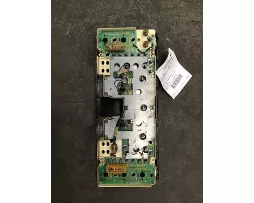 INTERNATIONAL 4700  Instrument Cluster