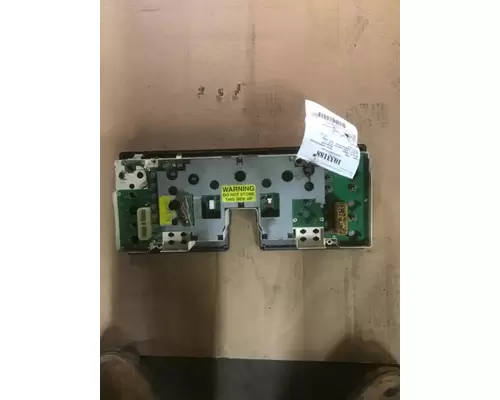 INTERNATIONAL 4700  Instrument Cluster