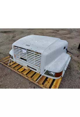 INTERNATIONAL 4700LP HOOD