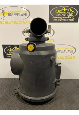 INTERNATIONAL 4700 Air Cleaner