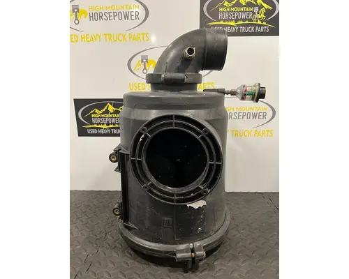 INTERNATIONAL 4700 Air Cleaner