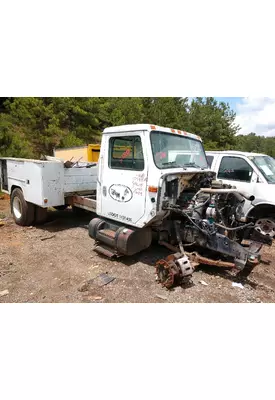 INTERNATIONAL 4700 Air Cleaner